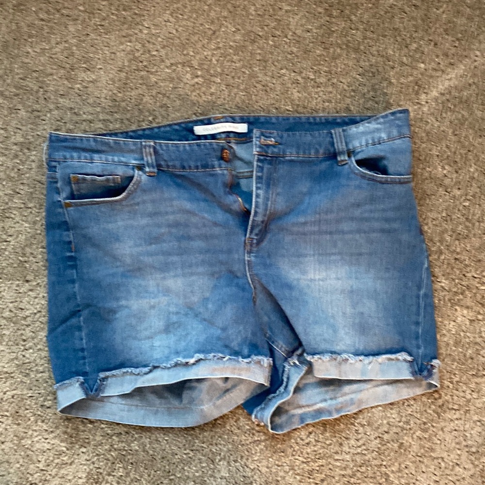 Celebrity Pink denim shorts